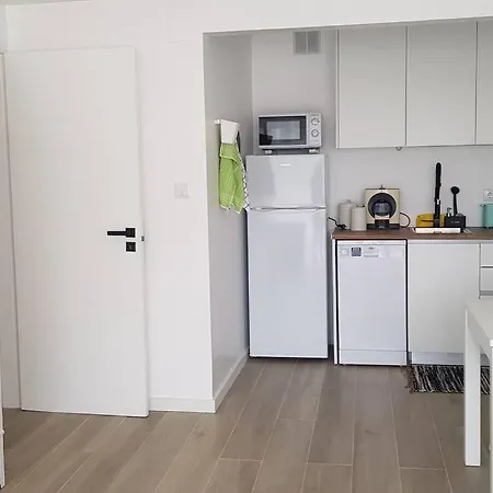 Apartamento Muito Central - 300 Metros Da Praia Apartment