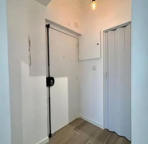 Muito - 300 Metros Da شقة *